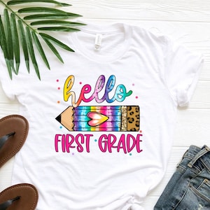 Hola camisa de primer grado, camiseta de hola 1er grado, camisa de regreso a la escuela, camisa de maestro de primer grado, camisa del primer día de la escuela, camiseta de primer grado