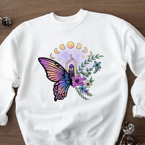 Butterfly Moon Phases Women Sweatshirt, Mystical Butterfly Witchy Shirt, Mystic Moon Butterfly Sweater, Celestial Moon Boho Butterfly Hoodie