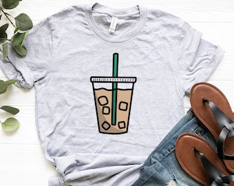 Iced Koffie Shirt, Iced Coffee Lover T-Shirt, Koffie Addict Tee, Koffie Geschenken, Barista Gift Shirt, Iced Coffee Tee, Iced Coffee Cup Shirt