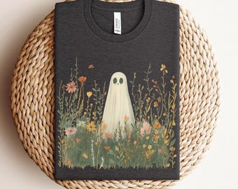 Süßer Geist im Wildblumen-Shirt, gruseliges Herbstästhetik-Halloween-Blumen-T-Shirt, Retro Oktober Boo-Shirt, gemütliches Ghostcore-T-Shirt, Blumengeist-T-Shirt