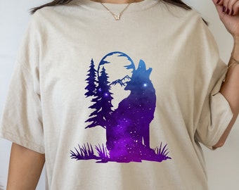 Camisa Galaxy Wolf, camiseta de lobo aullador, camisa amante de los animales, camiseta amante de la naturaleza, regalo amante del lobo, camisas de lobo celestial, camisa de camping nocturno