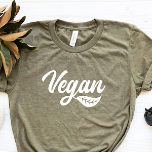 Camisa vegana, camisa vegetariana, camiseta vegana, camisa herbívora, camisa de derechos de los animales, camiseta de regalo vegana, camisa amante de las plantas, camisa vegetariana