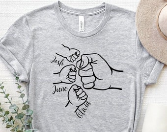 Personalisiertes Papa Und Kind Hands Shirt, Papa und Kinder Shirt, Papa Kinder T-Shirt, Personalisiertes Papa Shirt, Vatertag Geschenk