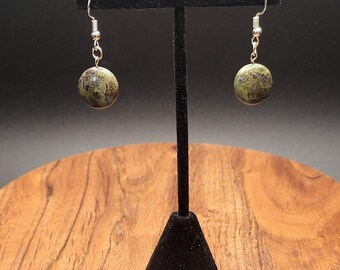 Dragon Blood Stone Circle Cabochon Post Earrings - Māori Polynesian Pacific Island