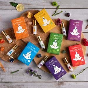 7 Chakras Essential Oils Blends Roll On | Aromatherapy Roll On | Gift Set | Align your Chakras | Charged with Chakra Crystals