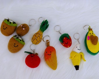 Felt Fruits Keychain, Fruits Themed decorations, Wool Felted Apple, Kiwi, Avocado, Banana, Mango Keychain, Backpack Charm, Keychain Plushies