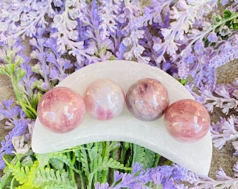 Lavender Rose Quartz Sphere Crystal Ball, Heart Chakra Stone, 38mm Crystal Sphere, Chakra Healing Gemstone, Relationship Healing Stone