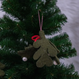 Filz Mistel Ornament, Weihnachten Ornament, Weihnachtsbaum hängen, Weihnachtsdekor, Urlaub Ornament, Weihnachtsgeschenk, Mistel Ornament, Baum Decor