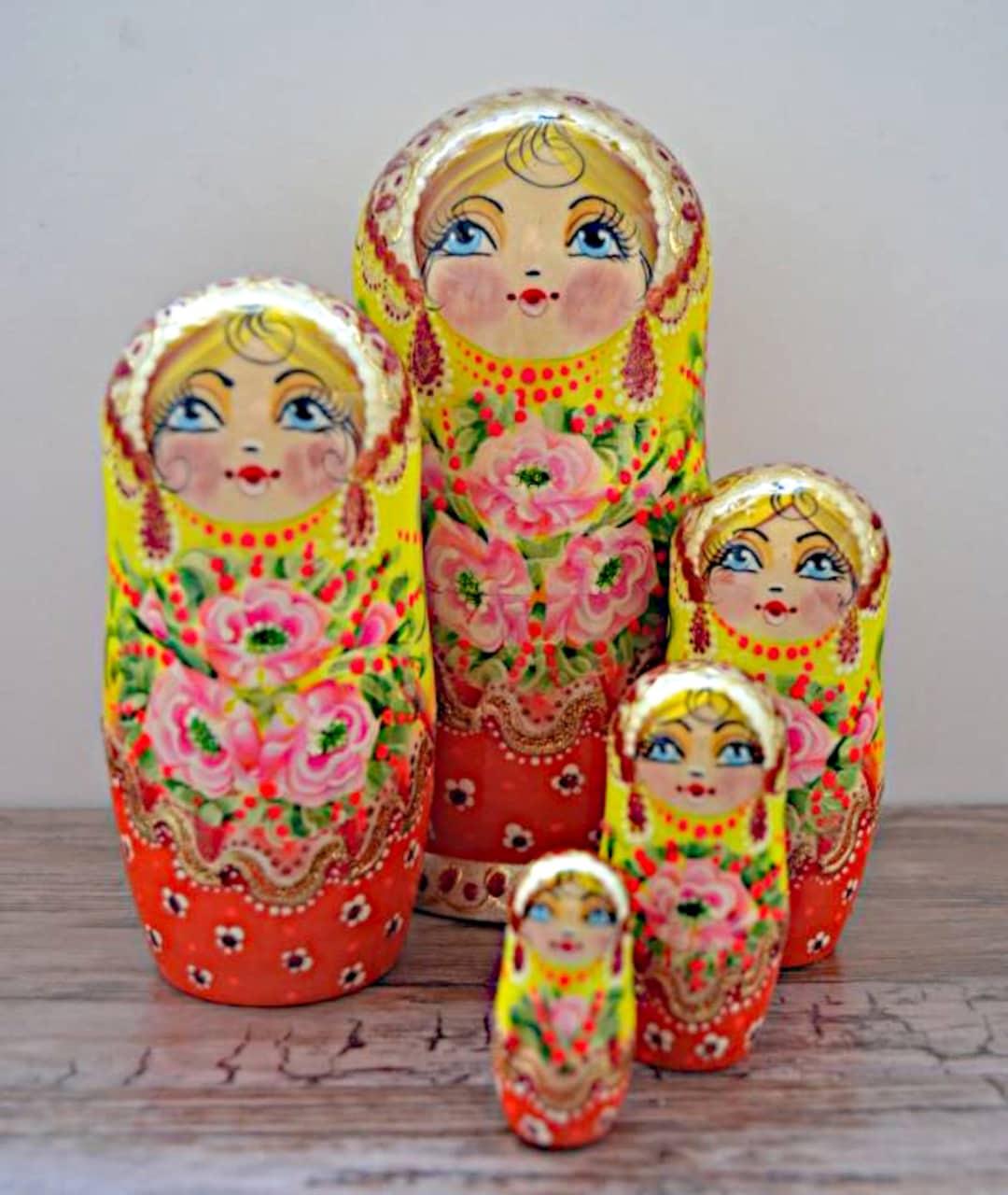 5 Poupées russes H18 peint main signé Matriochka Gigognes