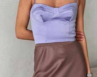 Top corset cropped em cetim lavanda para mulheres