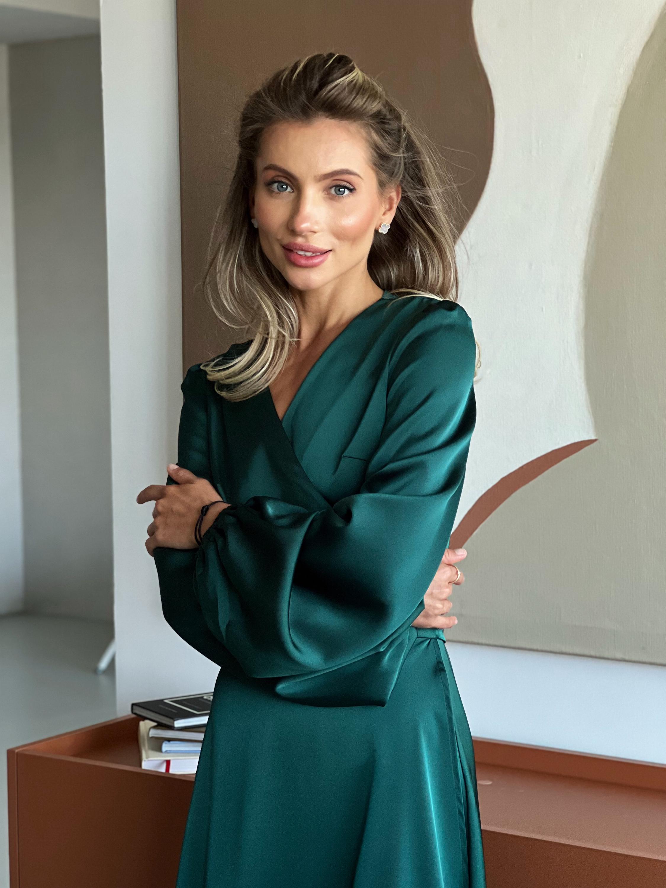 my whole heart emerald green long sleeve wrap dress HEART SHAPED LONG SLEEVE GOWN IN GREEN | CULT MIA main image 0