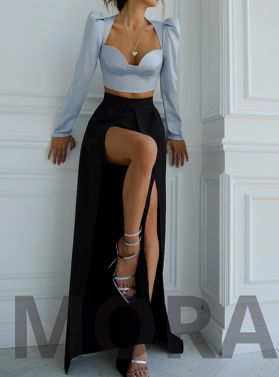 Pantalon noir avec fente devant sale