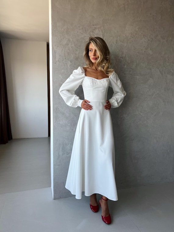 flowy voluminous dress Voluminous satin dress Rhe