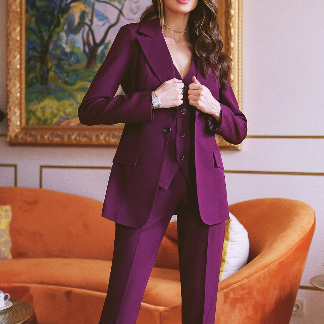 Buy Burgundy Womens Blazer Suit, Office Women Piece Suit With Slim Fit  Pants, Buttoned Vest and Single-breasted Blazer, Office Wear for Women  Online