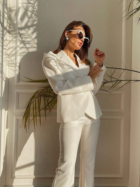 White Bell Bottom Pants Suit Set With White Blazer, Puffed Sleeve