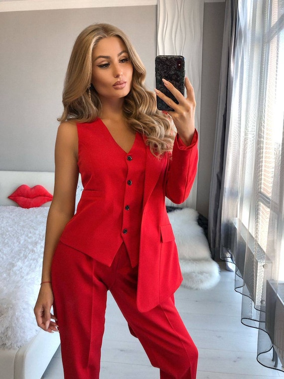 Red Office Women 3 Piece Suit With Slim Fit Pants Buttoned 
