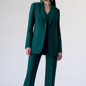 Emerald Green Pantsuit for Tall Women, Emerald Formal pants suit set for Women, Women's Formal 3-piece pants suit, Emerald Blazer Trouser