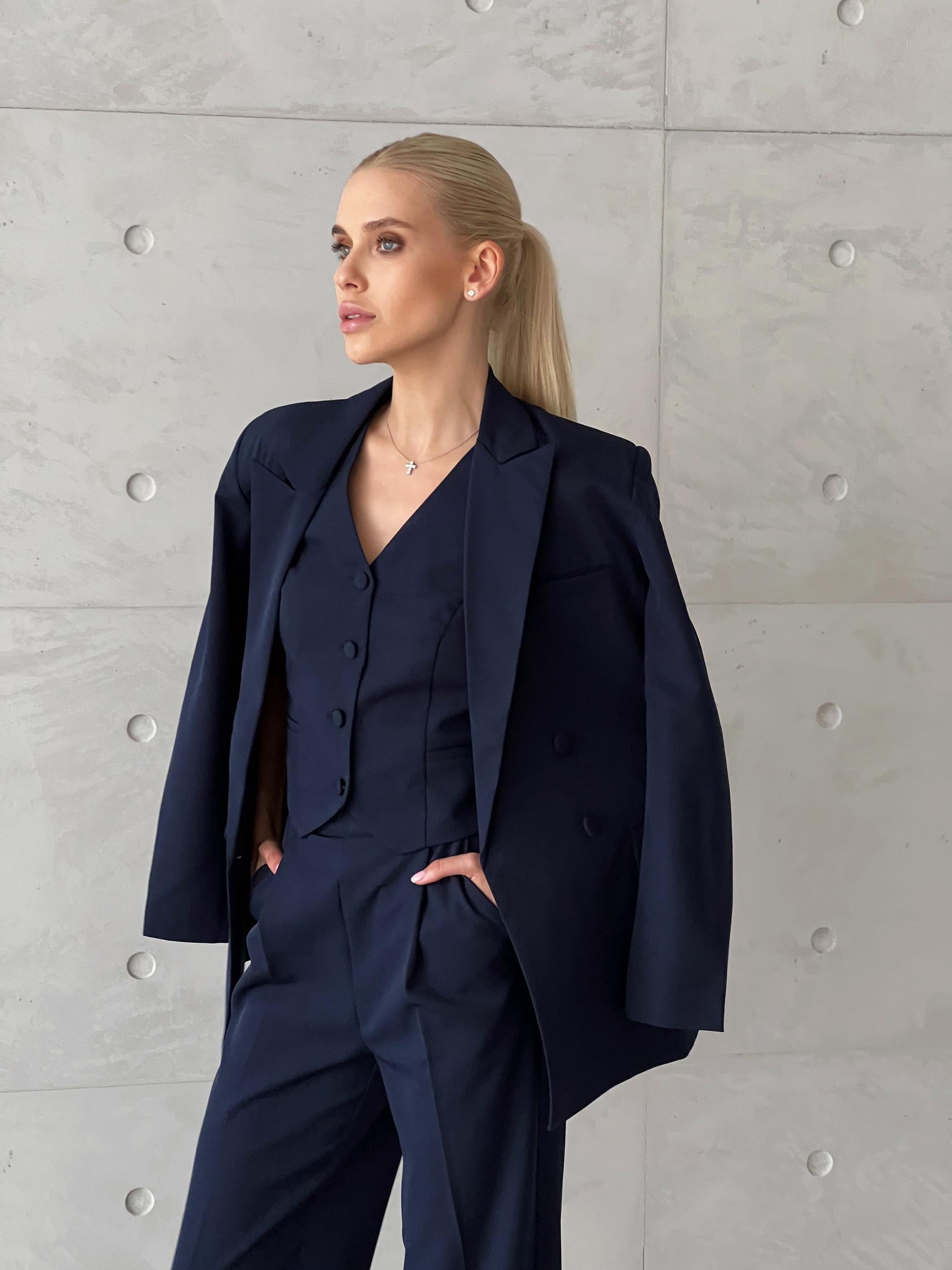 Classic Navy Blue Womens Suit, Office Women 3 piece Suit with Slim Fit Pants, Buttoned Vest and  Blazer Smart Casual, Office Wear for Women