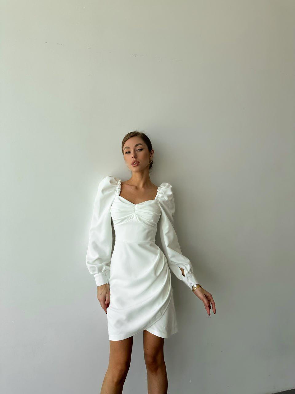 White Bodycon Mini Dress with Long Sleeves and Sweetheart Neckline White Bodycon Mini Dress with Long Sleeves and Sweetheart Neckline