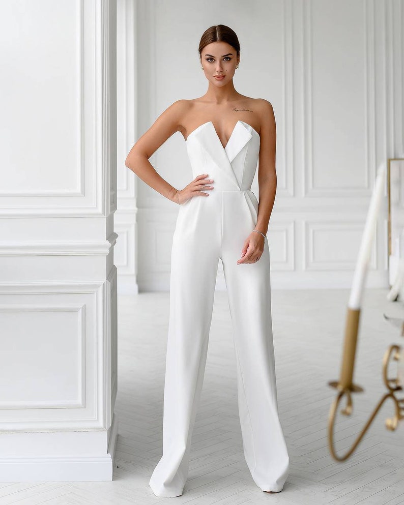 Combinaison de dîner de répétition sans manches pour les femmes grandes, combinaison blanche chic avec des bas longs et un haut corsé, haut de soutien de la poitrine image 1