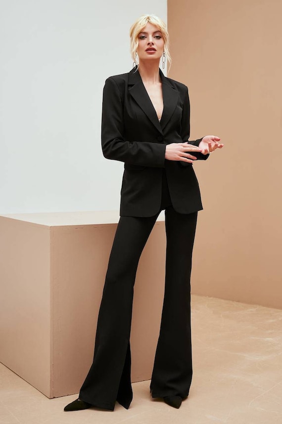 Formal Black Pantsuit for Women, Flared Pants Suit With Fitted