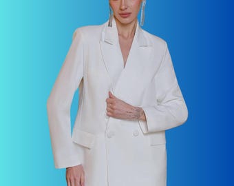 White Formal Pantsuit in Oversized Style for Business Women