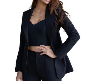 Black formal Pantsuit Set with Cropped Trousers and single Breasted blazer
