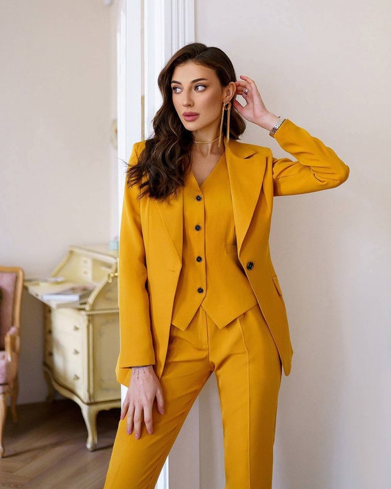 Classic Yellow Womens Suit, Office Women 3 Piece Suit With Slim Fit Pants,  Buttoned Vest and Single-breasted Blazer, Office Wear for Women - Etsy