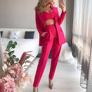 Hot Red Stunning Classic 3-piece Pantsuit. Red Three Piece Women's