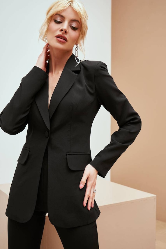 Formal Black Pantsuit for Women, Flared Pants Suit With Fitted