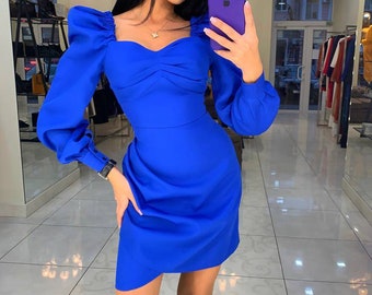 Voluminous Sleeves dress, Short dress with Long sleeves and Sweetheart Neckline, Bodycon Dress for Special Occasions, Blue Short Dress