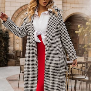 Black and White Houndstooth Wrap Coat Womens, Classy Fall Outerwear for Women, Wool Wrap Coat with Belt