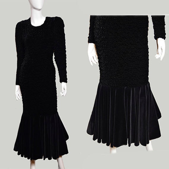 80's vintage black velvet evening long dress, Open