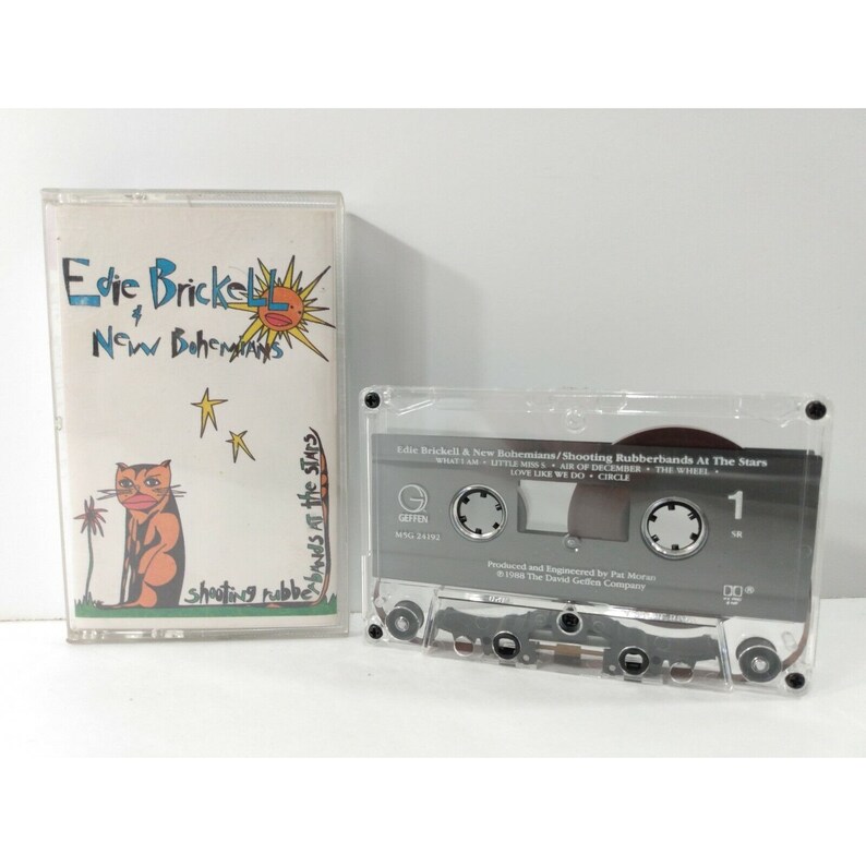 Edie Brickell and New Bohemians shooting Rubberbands at the Stars