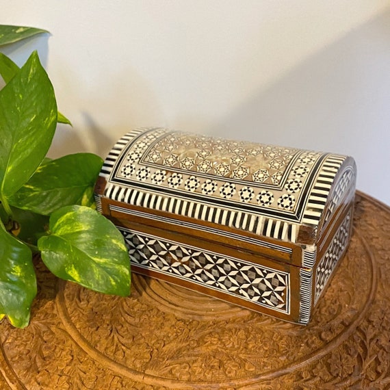 Vintage Egyptian Mother of Pearl Inlaid Wood Jewelry Box