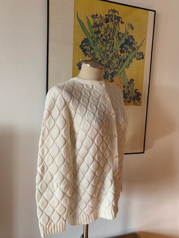 Vintage 60s Sherry Gale White Cardigan | Quilted … - image 3