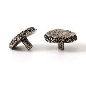Tirador de armario con forma de aguacate, de plata alemana, hecho a mano, inspirado en la naturaleza, para muebles y decoración de cocina.