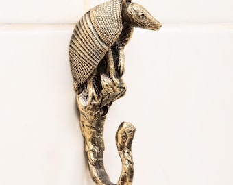 Brass Armadillo Wall Hook for Rustic Wildlife Decor and Sturdy Entryway Hanger Storage Home