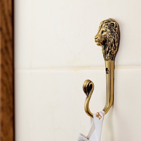 Hook lion,coat hook lion head, brass clothes hook, Wall Bag Hook Bathroom Towel Decorative Wall Hooks, Handmade Coat Hangers.