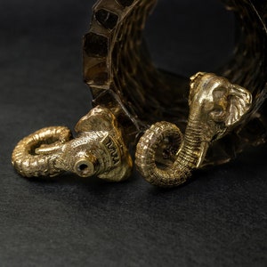 Brass Elephant Furniture Handle – Animal Cabinet Knob for Drawers, Cabinets, and Home Decor