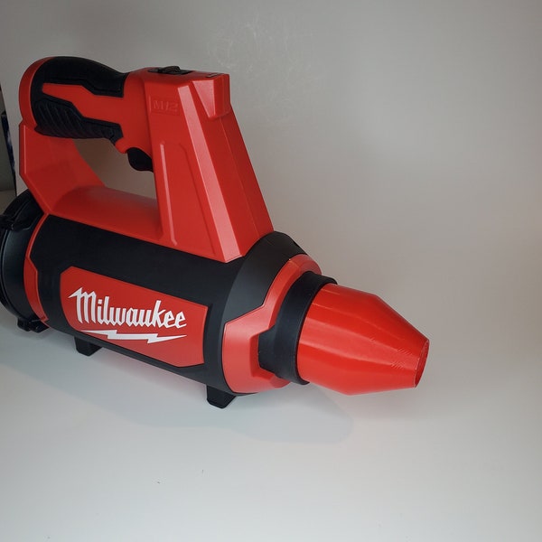 Milwaukee M12 Stulle mit 4 Adaptern, Schlauchboote, Luftmatratze, Boston Ventil, Schlauchboote und andere Schlauchboote.