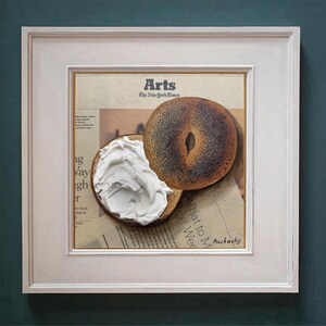Bagel schilderij krantenkunst Impasto schilderij krant schilderij bagel kunst op krant muurkunst origineel eten schilderij brood schilderij afbeelding 5