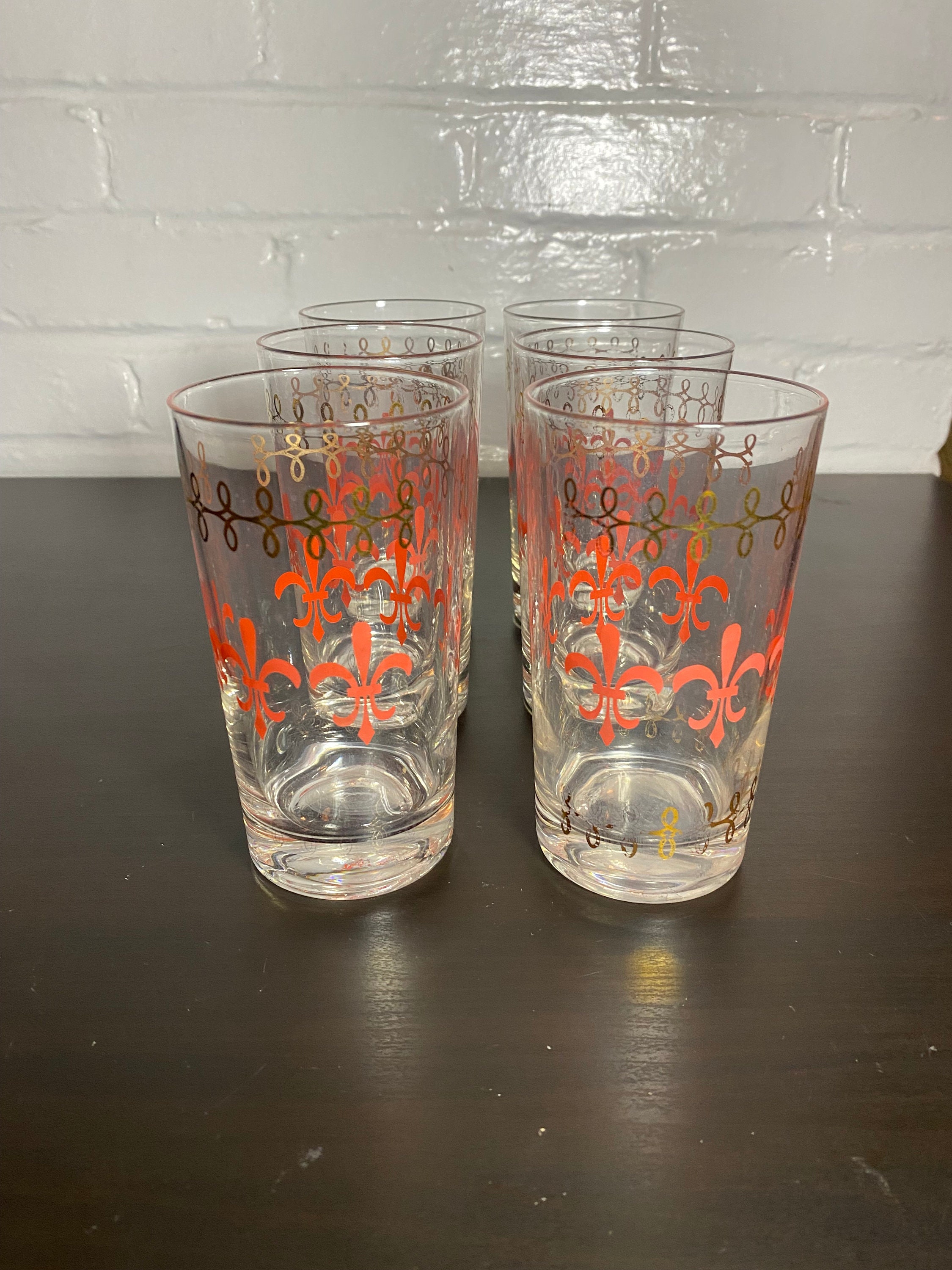 Set of 6 MCM Vintage Tall Drinking Glasses Red and Gold Scroll and Fleur De  Lis Pattern 