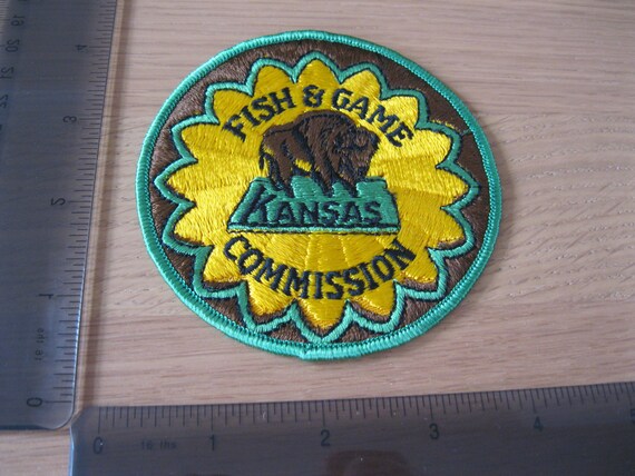 outdoors hunting iron on wildlife NU sew on conservation Kansas safe red buffalo vintage patch fishing camping nature embroidered