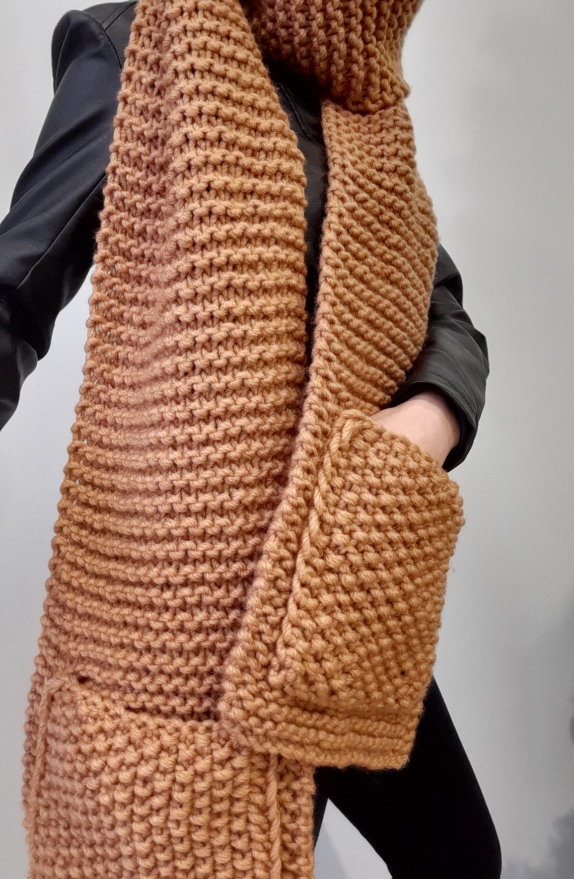 Cutecrop Damen Poncho Mit Taschen - Gestrickter Schal Mit Fransen