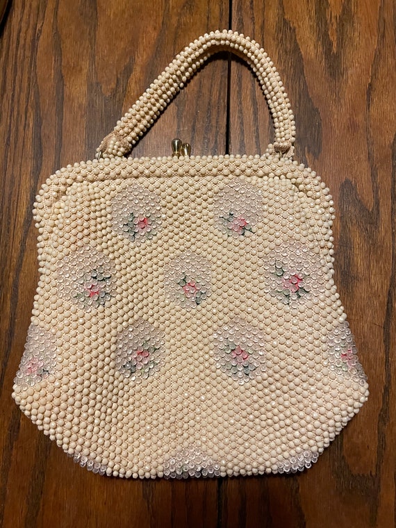Vintage 1950s corde bead white beaded floral purse
