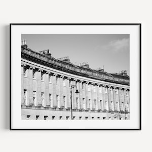 The Royal Crescent Print, Bath England Poster, Black and White Bath Architecture, Bridgerton, Somerset, Devon, United Kingdom, Great Britain