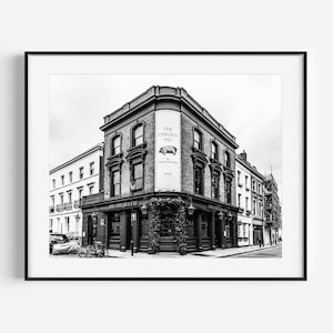 British Pub Art, The Chelsea Pig Restaurant, English Pub, Black and White London Photography Bar Wall Decor, Kitchen Wall Art, Large Art