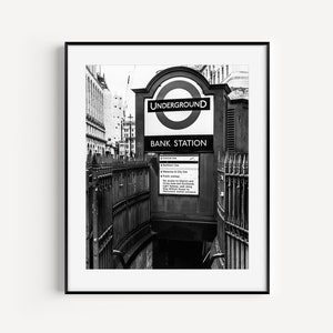 Impressão do metrô de Londres, placa da estação de metrô Bank, fotografia em preto e branco, pôster do transporte de Londres, arte de parede para escritório ou sala de estar