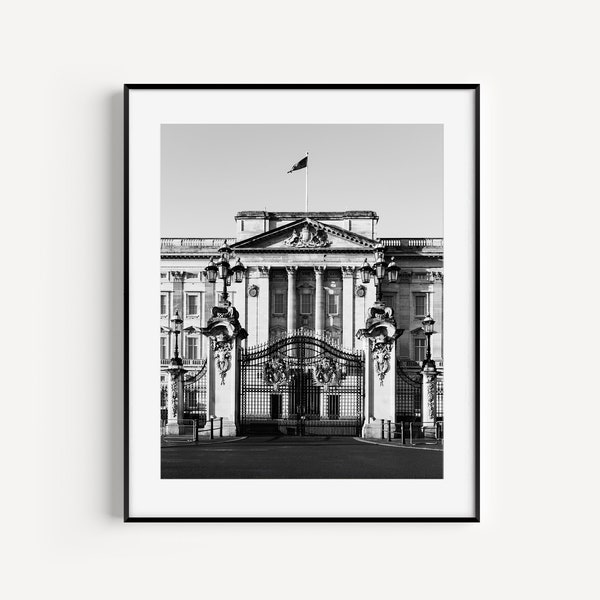 Black and White Buckingham Palace London England Photography, Royal Family Gift, British Wall Decor, Architecture Print, Large Wall Art